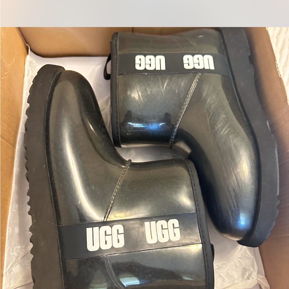 UGG KIDS CLASSIC MINI ll BLK